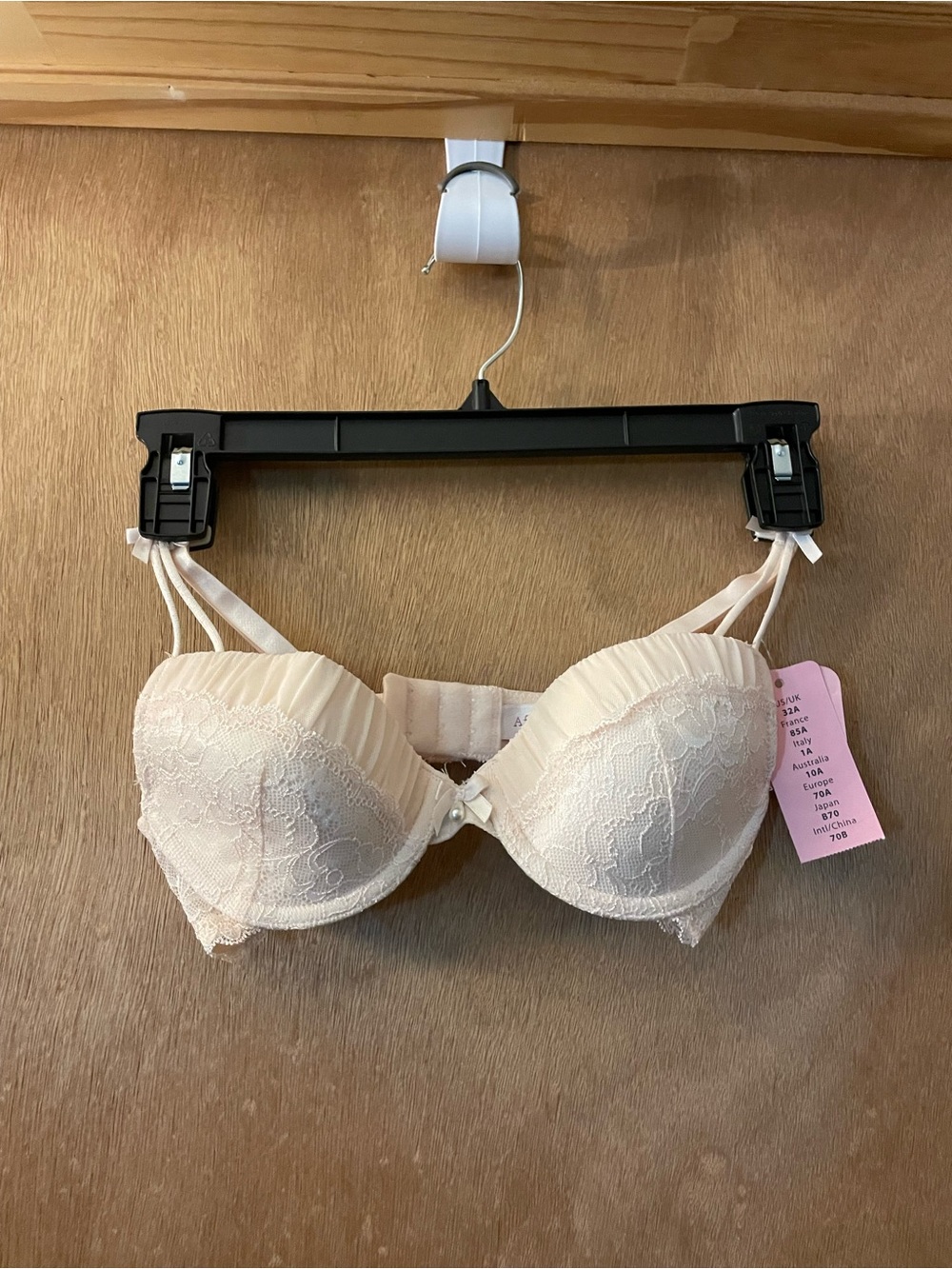 Affinitas Cream Lace Underwire Bra